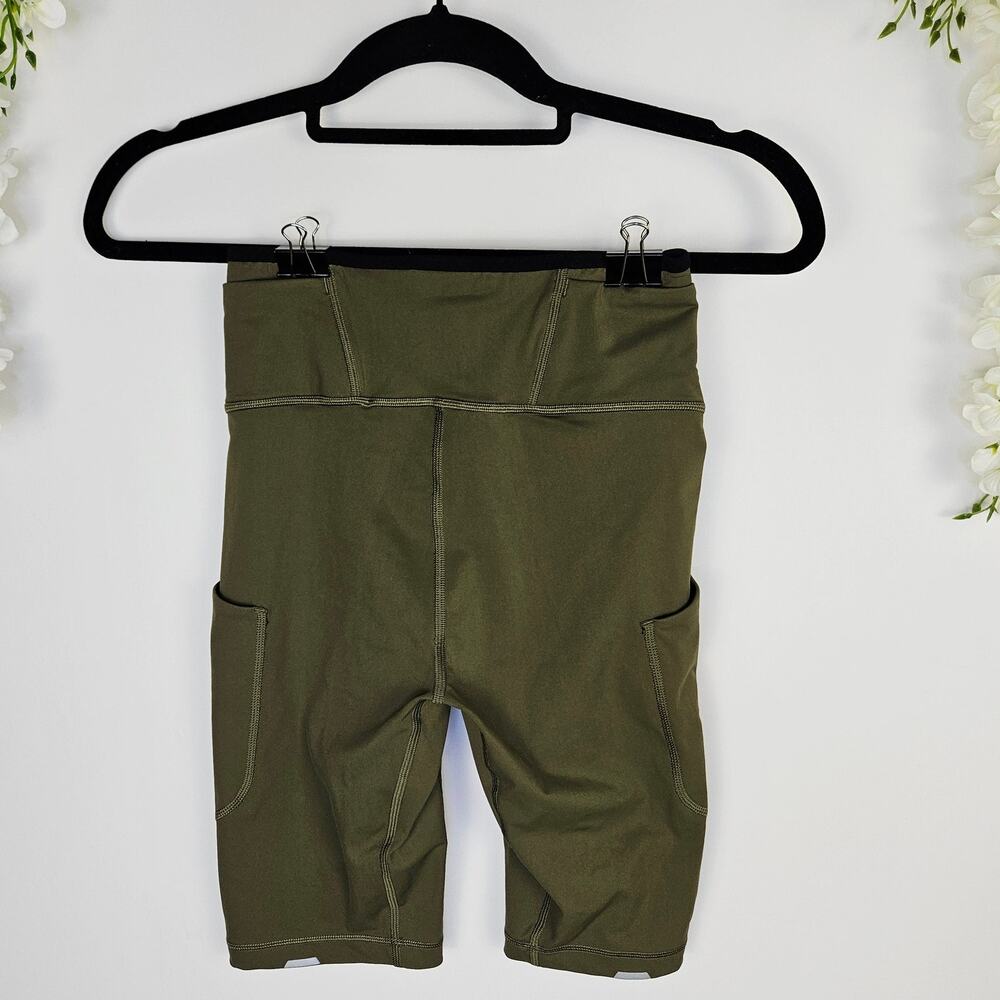 REI Co-op Olive Green Women's Bike Shorts with Side Pockets - Picture 2 of 10